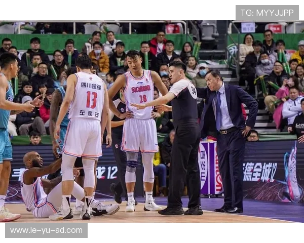 四川金强男篮2025-26赛季状态分析：重建期到底怎么样？