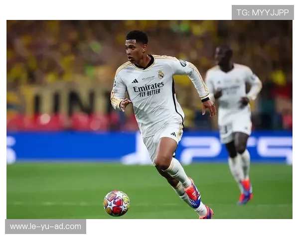 贝林厄姆皇马中场数据闪耀,表现引爆全场 贝林厄姆皇马中场数据闪耀,表现引爆全场